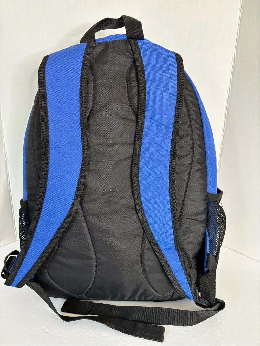 The Umbro soccer backpack features a distinctive blue diamond pattern